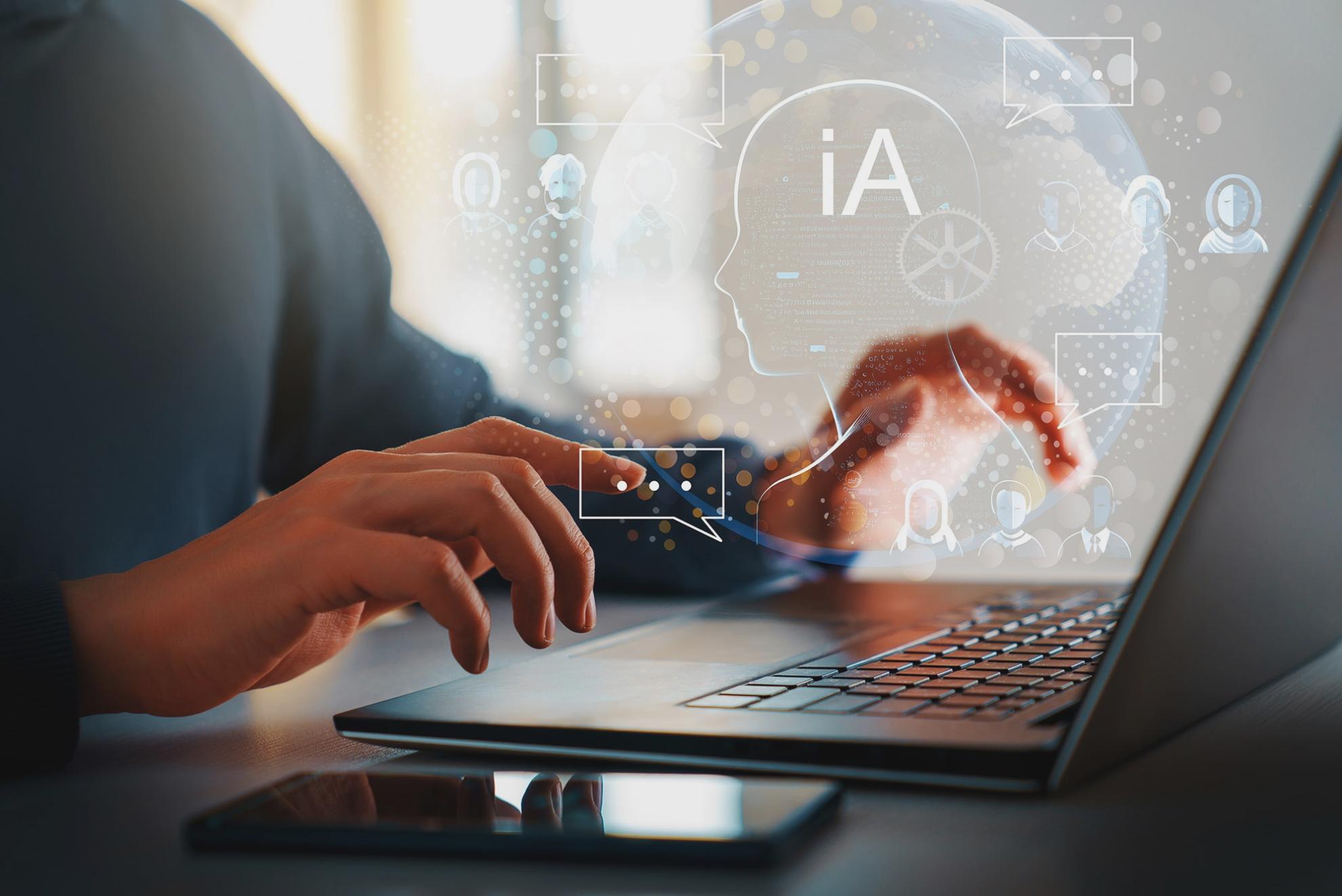 Gespräch zwischen Menschen in einer entspannten Lernumgebung